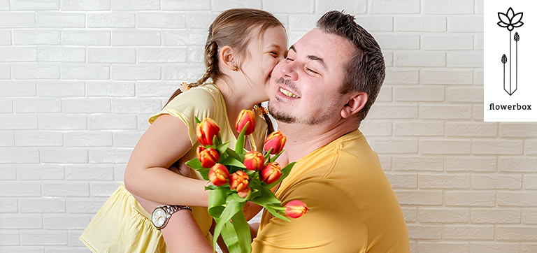 Luxury flower bouquet delivery service offering handpicked fresh blooms