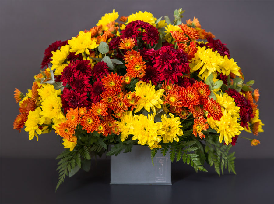 Bouquet luxury design featuring fresh premium flowers by Flowerbox